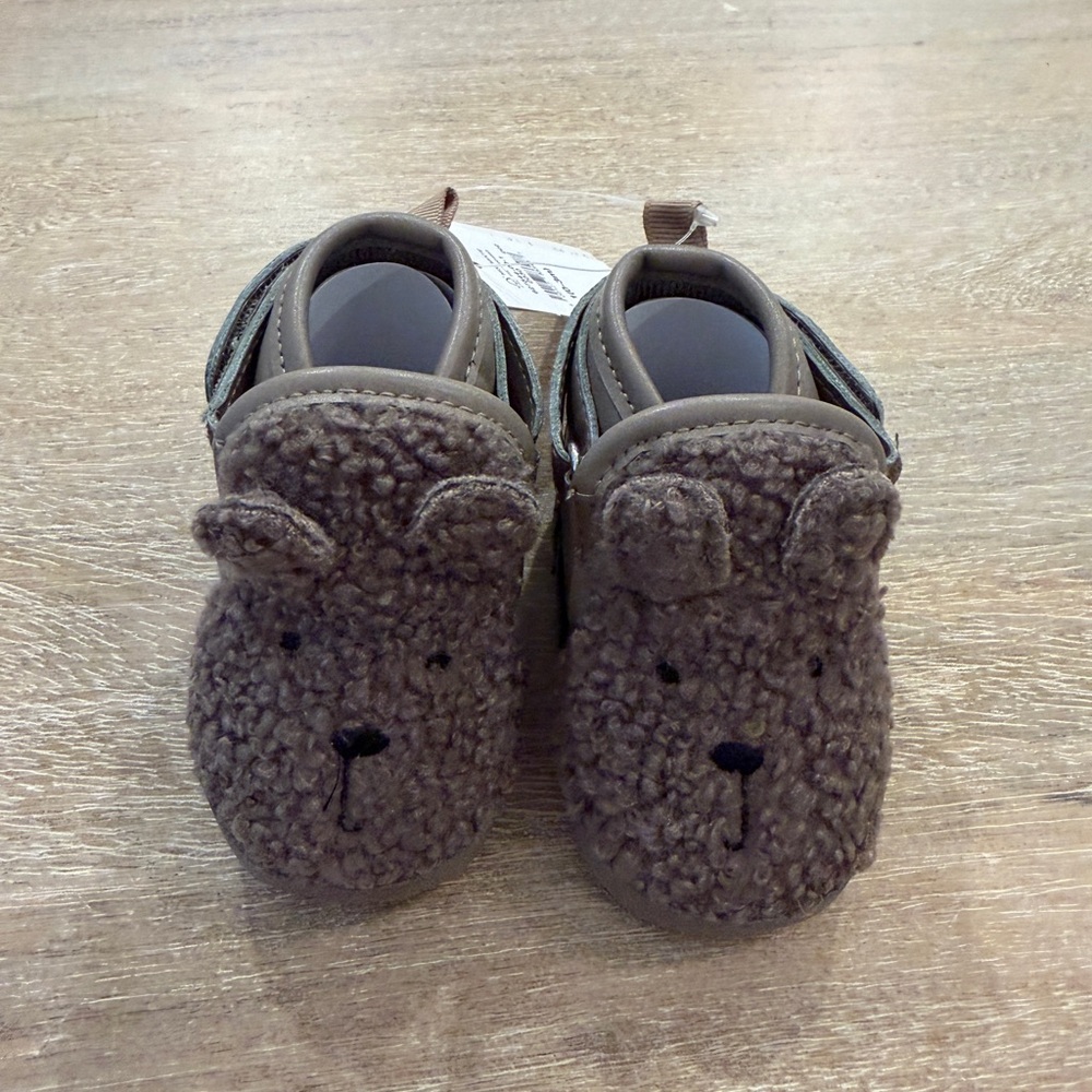 Baby Gap Fuzzy Bear Shoes